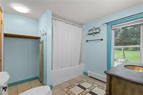10 Ellis Road North Kingstown RI 02852