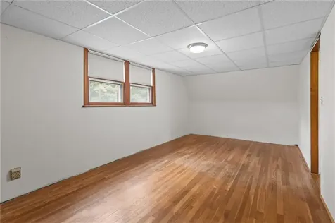 10 Ellis Road North Kingstown RI 02852