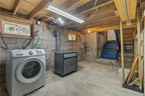 10 Ellis Road North Kingstown RI 02852