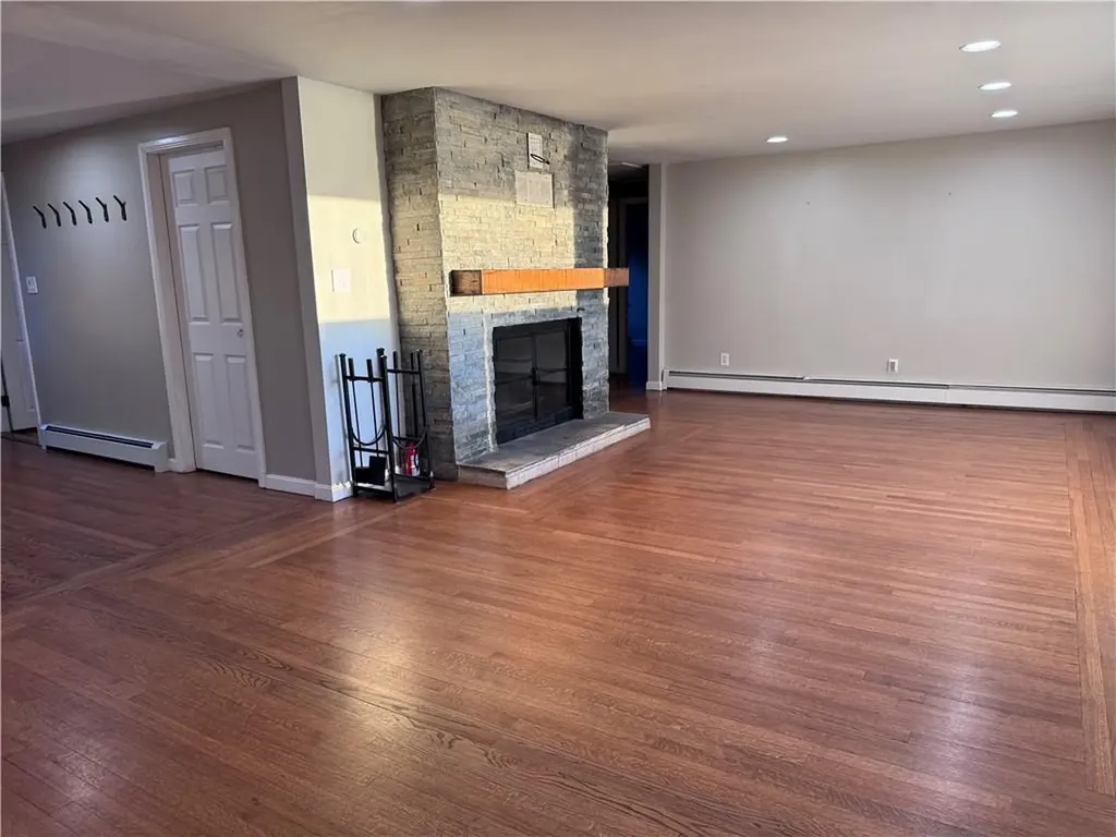 157 Betsey Williams Drive Warwick RI 02889