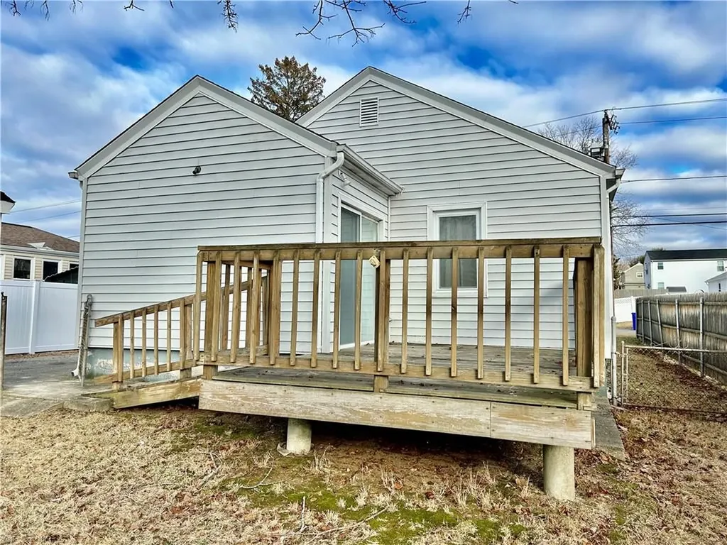 2 Locust Avenue North Providence RI 02911
