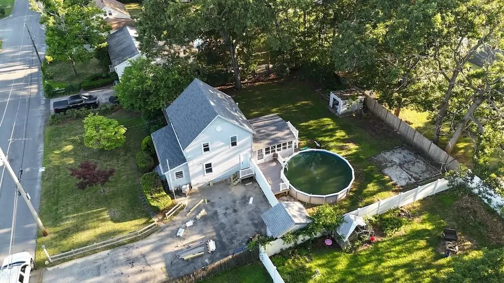 131 Canfield Avenue Warwick RI 02889
