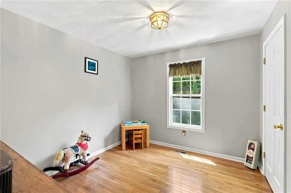 175 Hope Furnace Road Scituate RI 02831