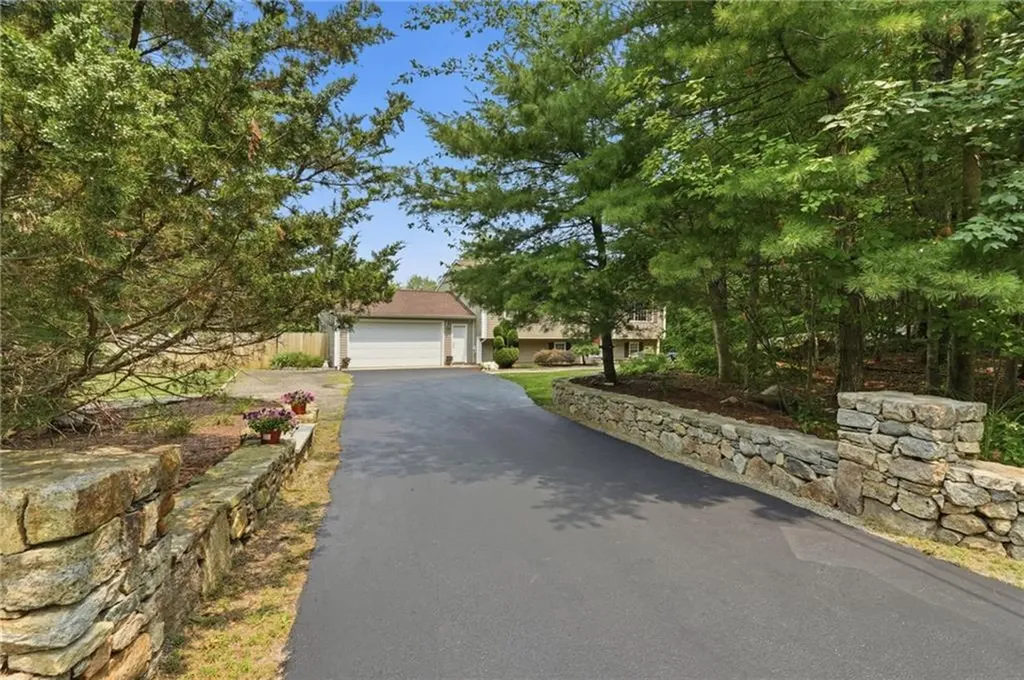 175 Hope Furnace Road Scituate RI 02831