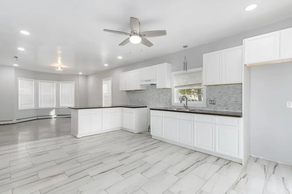 124 River Avenue Providence RI 02908