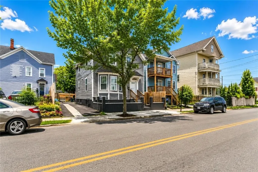 124 River Avenue Providence RI 02908