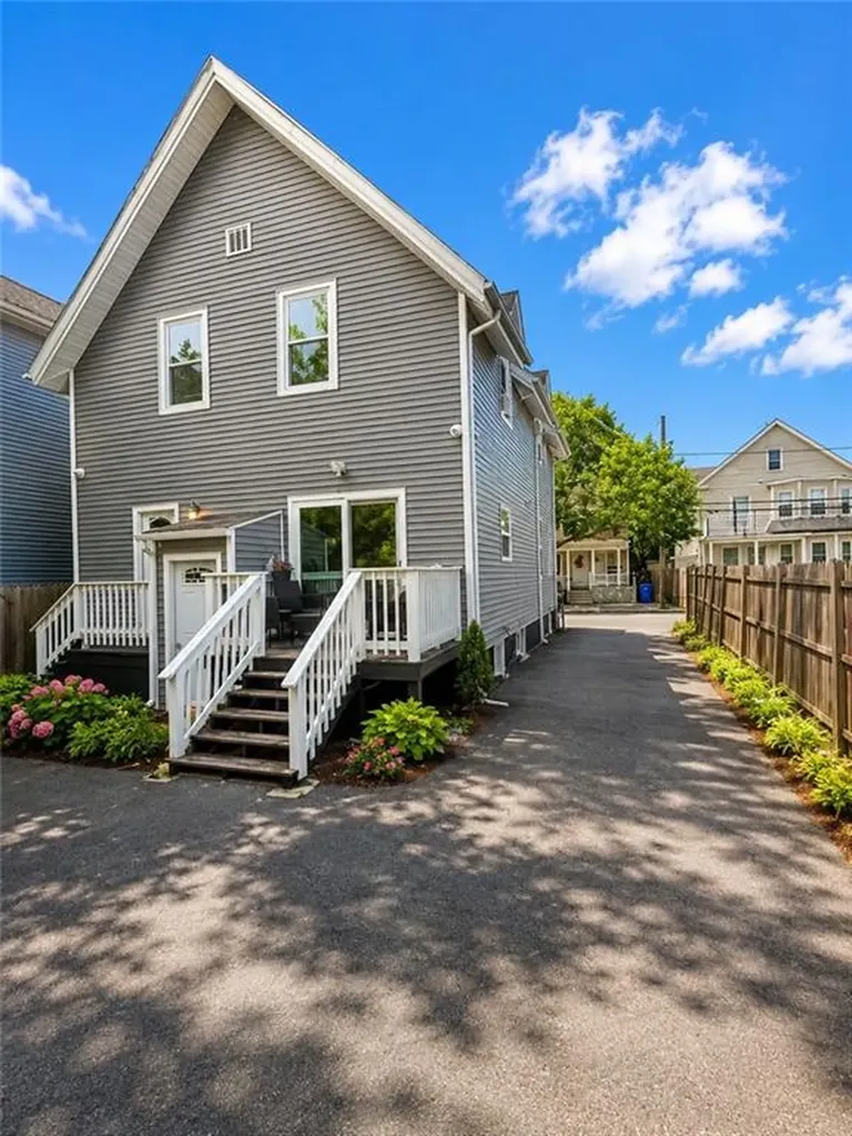 124 River Avenue Providence RI 02908