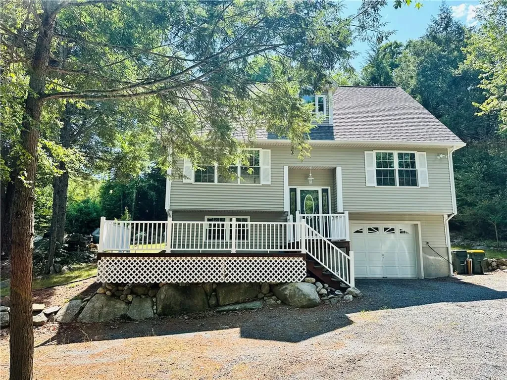 1524 Round Top Road Burrillville RI 02830