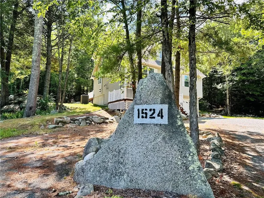 1524 Round Top Road Burrillville RI 02830