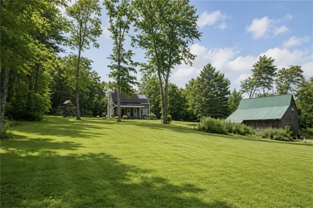 71 Mount Hygeia Road Foster RI 02825