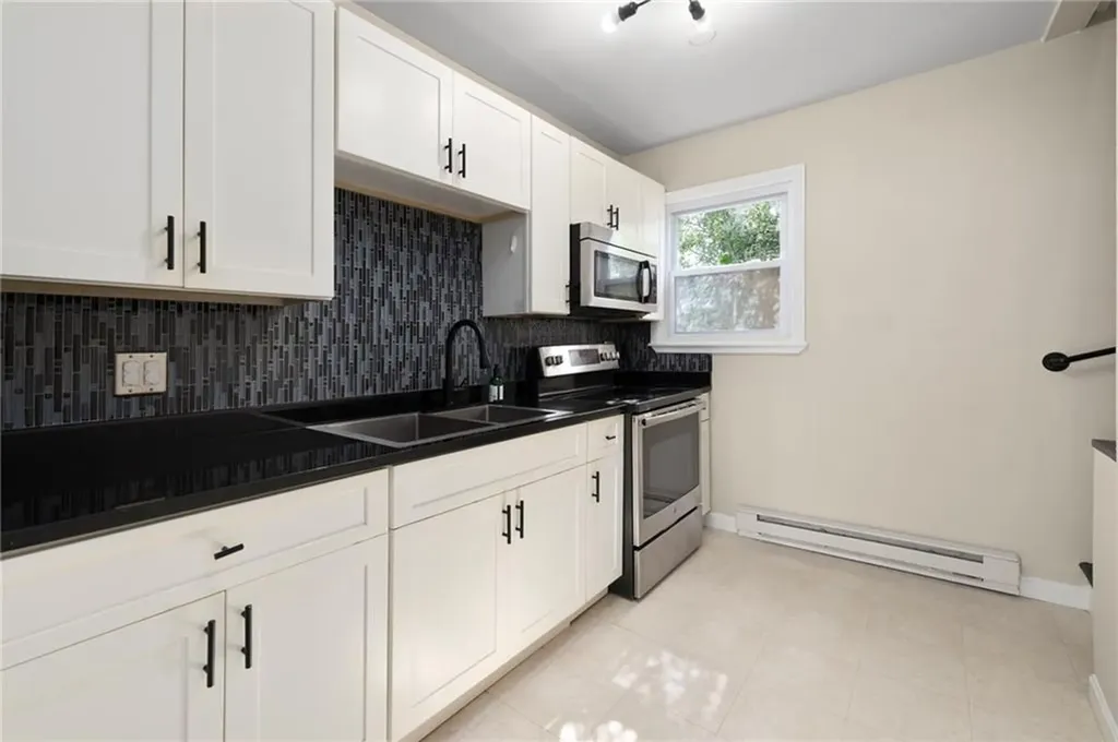 11 Swanton Street Providence RI 02910
