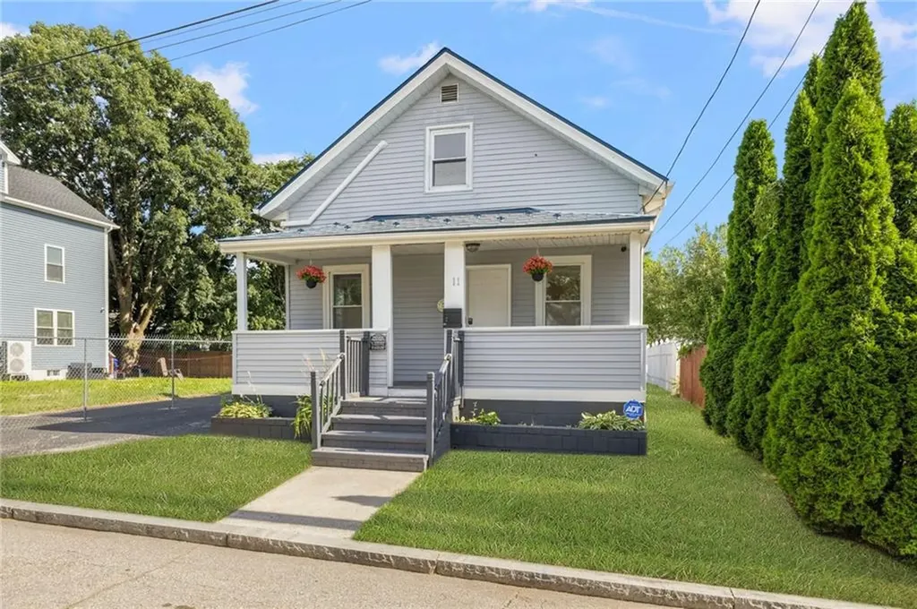 11 Swanton Street Providence RI 02910