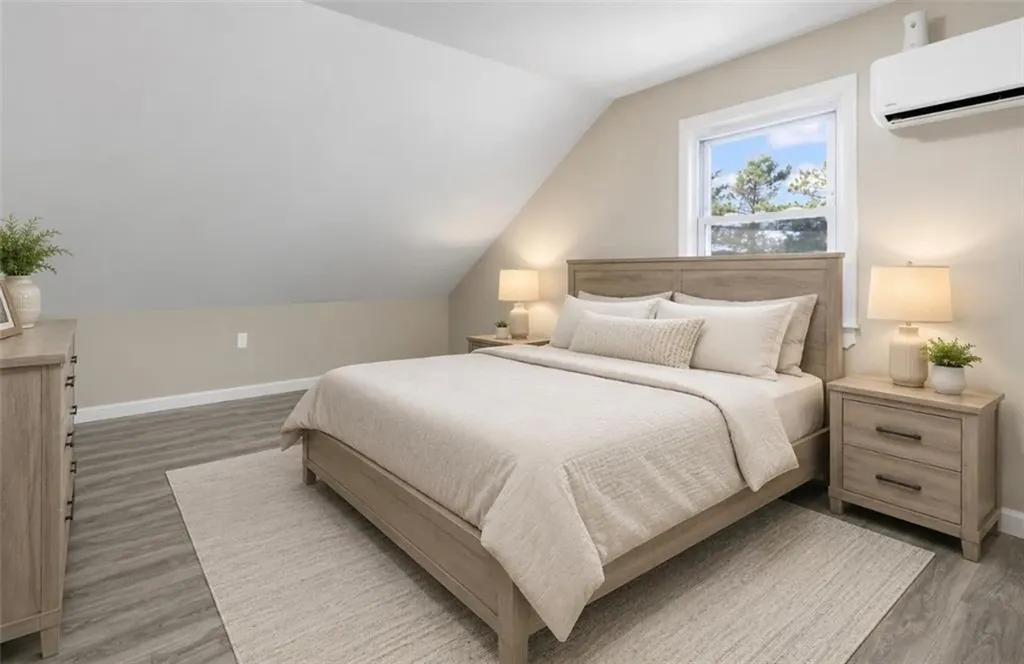 11 Swanton Street Providence RI 02910