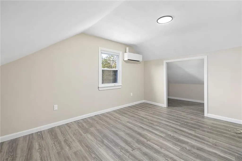11 Swanton Street Providence RI 02910