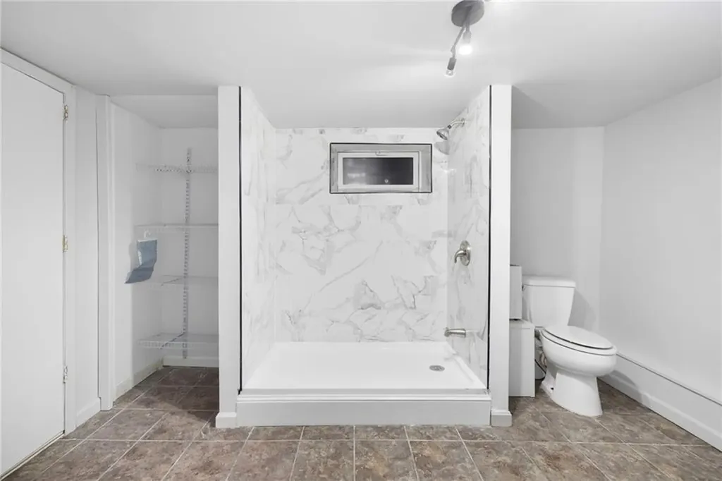 11 Swanton Street Providence RI 02910