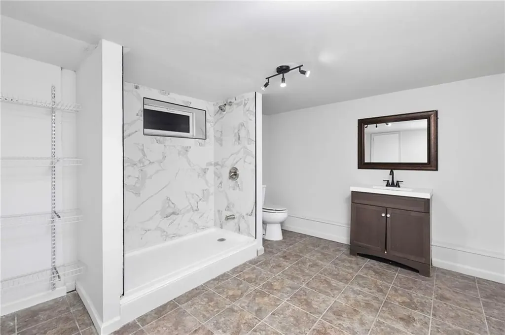 11 Swanton Street Providence RI 02910