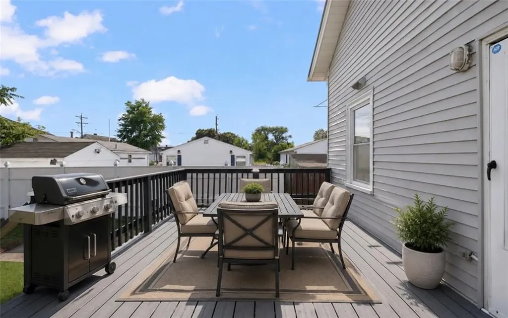 11 Swanton Street Providence RI 02910
