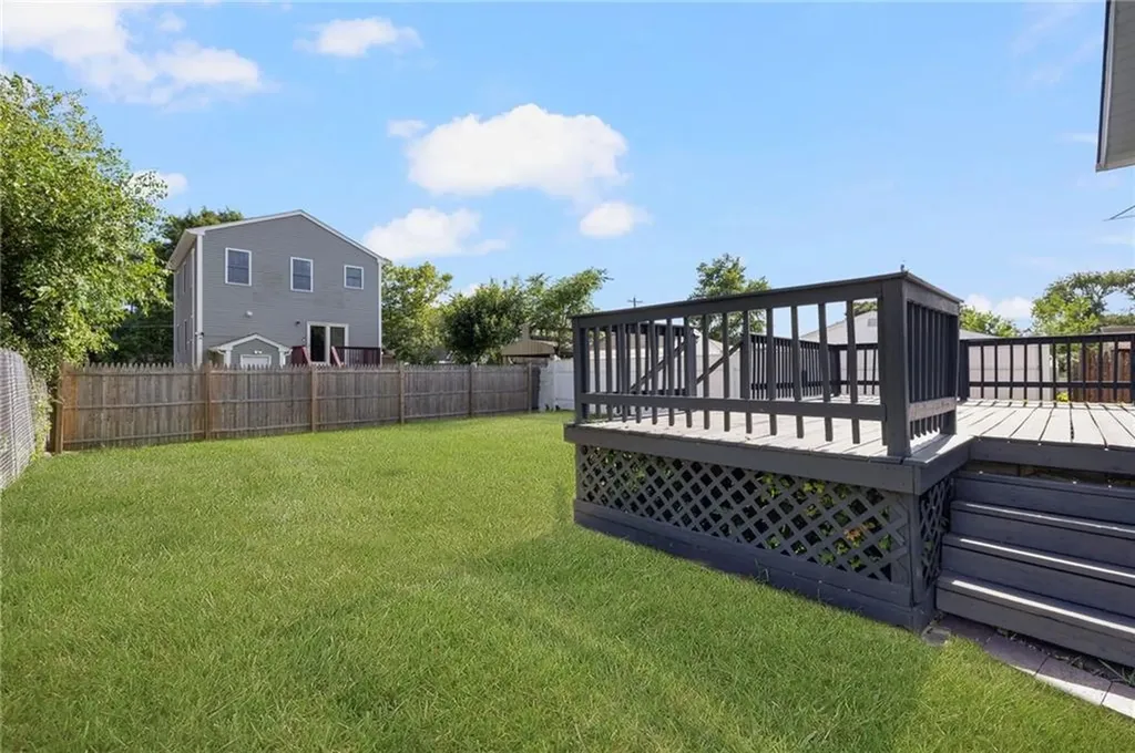 11 Swanton Street Providence RI 02910