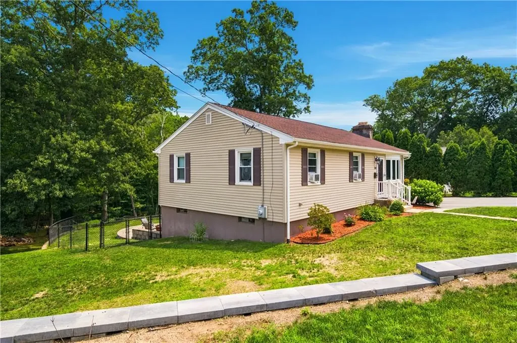 265 Old County Road Smithfield RI 02917