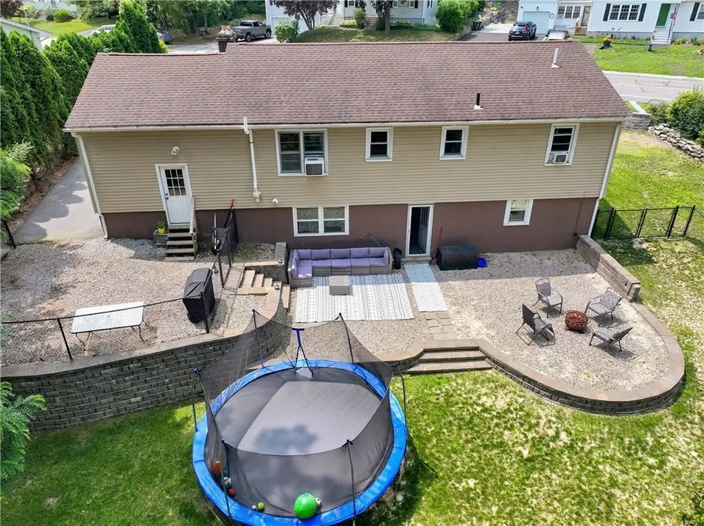 265 Old County Road Smithfield RI 02917