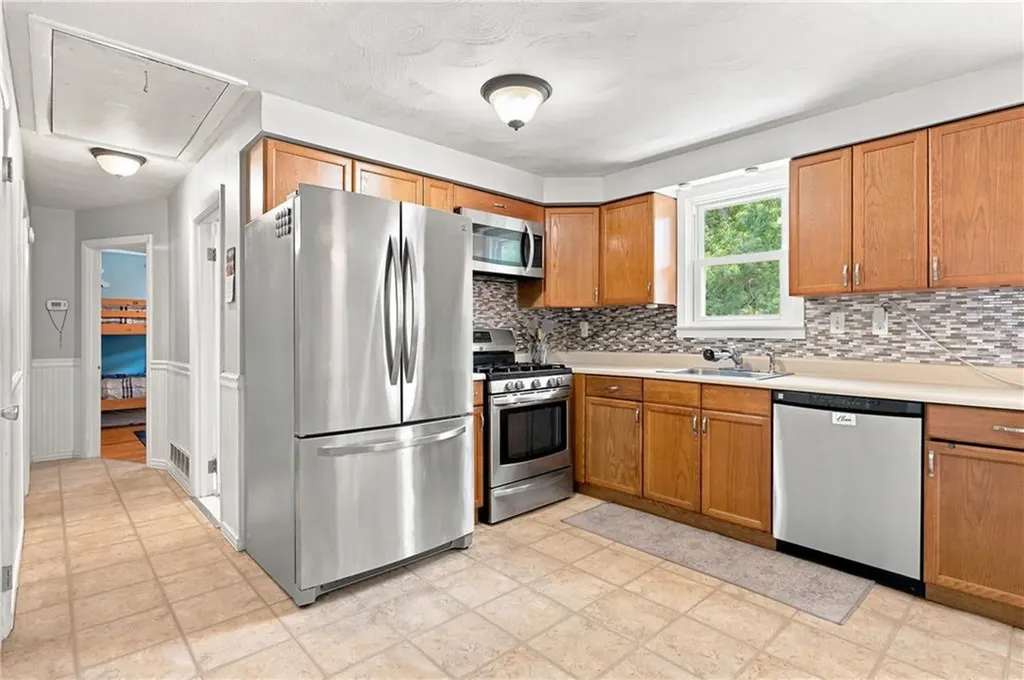 265 Old County Road Smithfield RI 02917