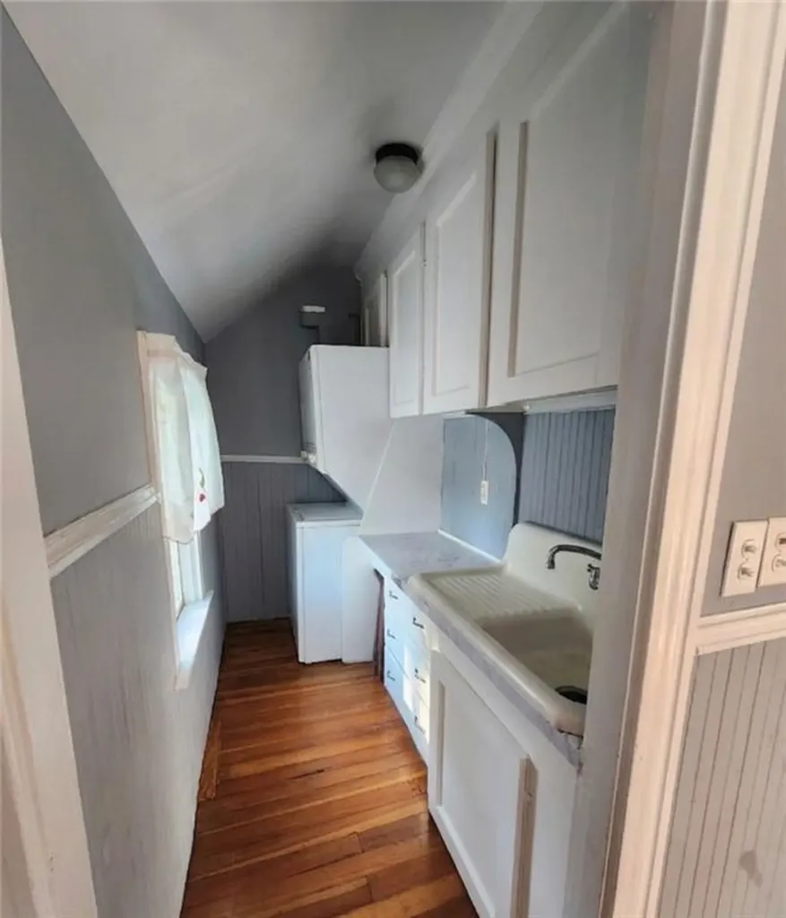109 Cleveland Street Woonsocket RI 02895