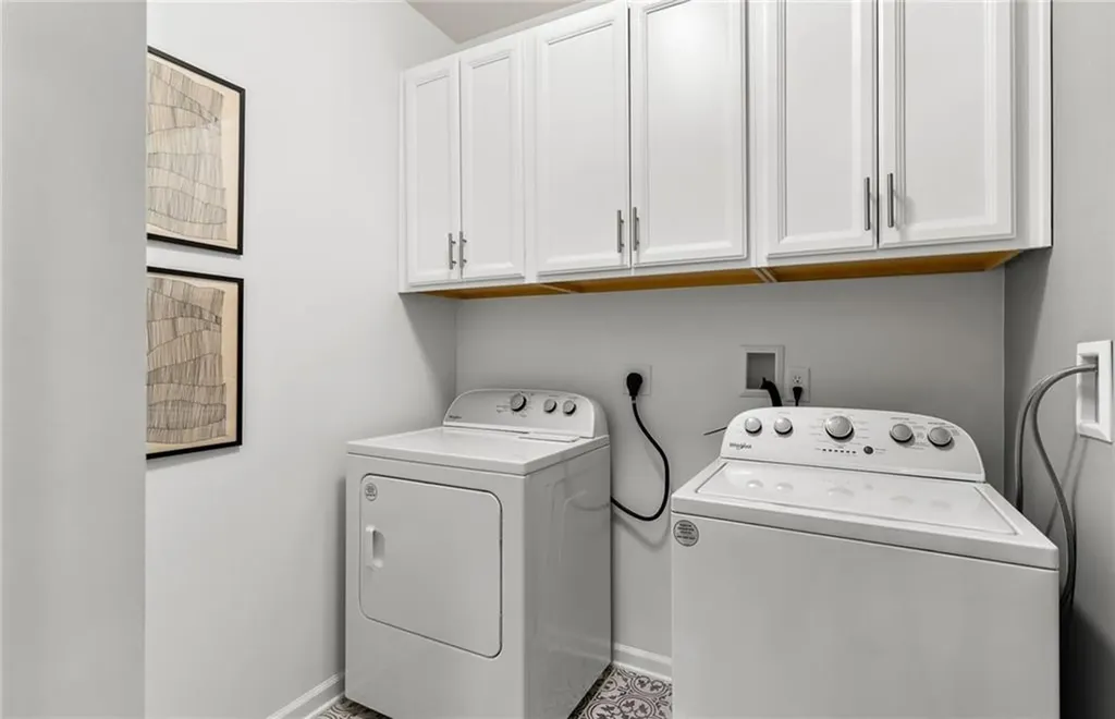 141 East Point Drive East Providence RI 02916