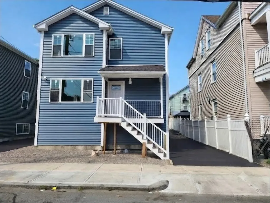 729 Potters Avenue Providence RI 02907