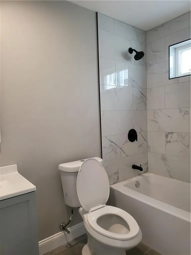 729 Potters Avenue Providence RI 02907