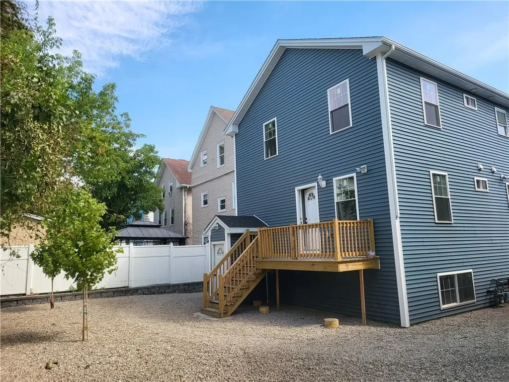 729 Potters Avenue Providence RI 02907