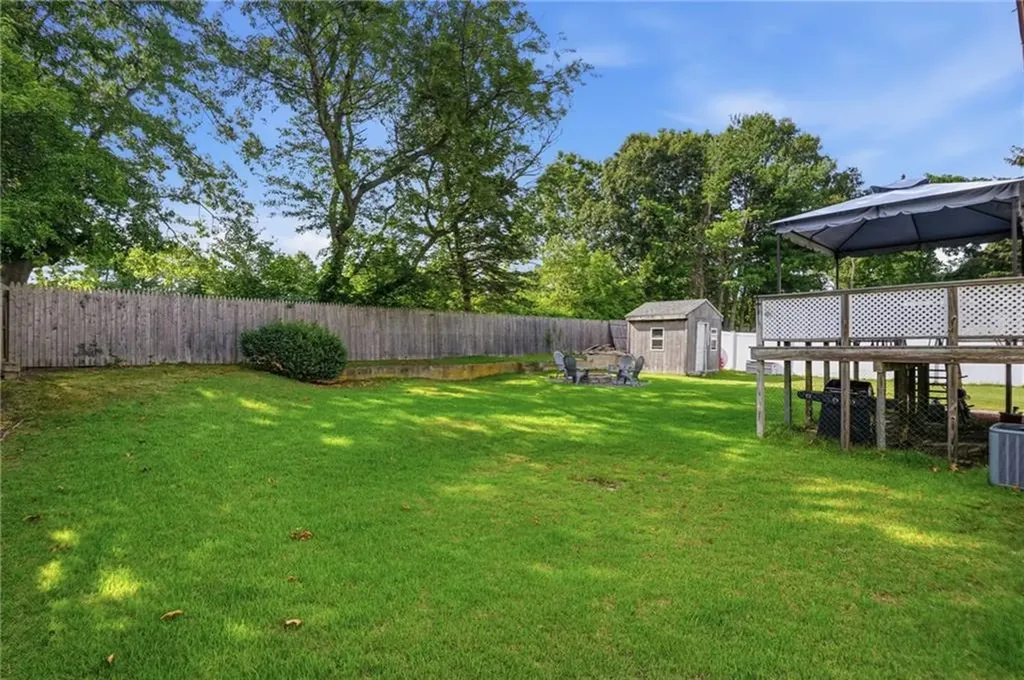 25 Oakridge Court Warwick RI 02886