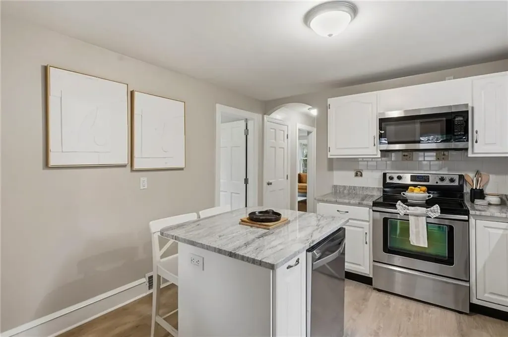 53 Benoit Street Coventry RI 02816