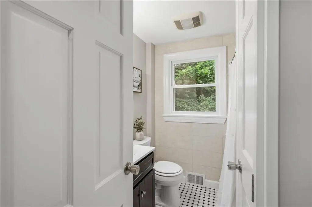 53 Benoit Street Coventry RI 02816
