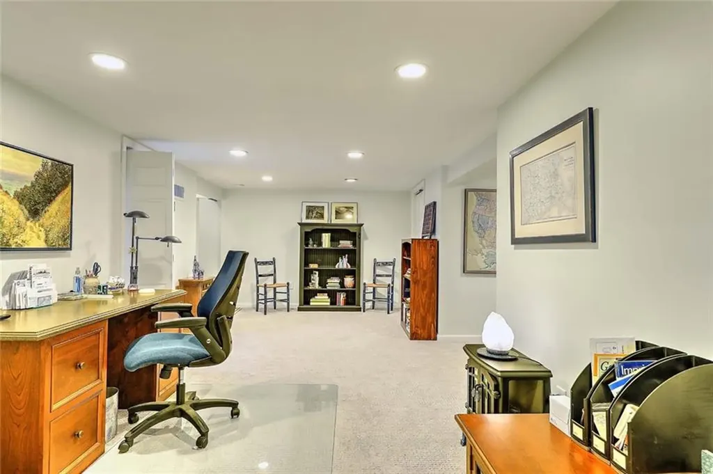 8 Halsey Street North Providence RI 02911