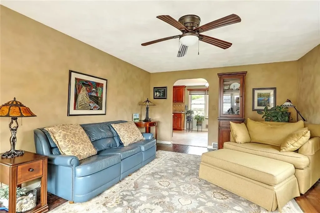 8 Halsey Street North Providence RI 02911