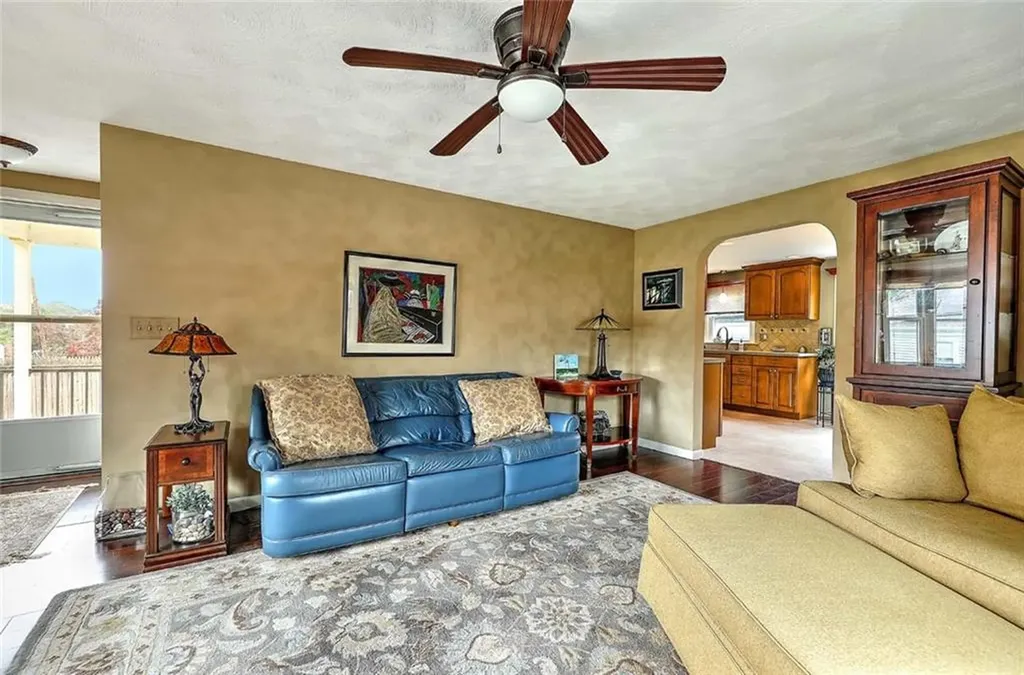 8 Halsey Street North Providence RI 02911