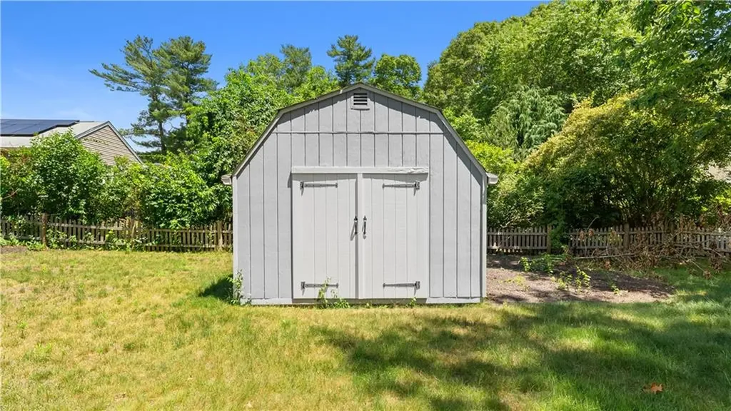 32 Short Road North Kingstown RI 02852