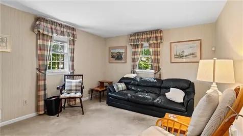 32 Short Road North Kingstown RI 02852