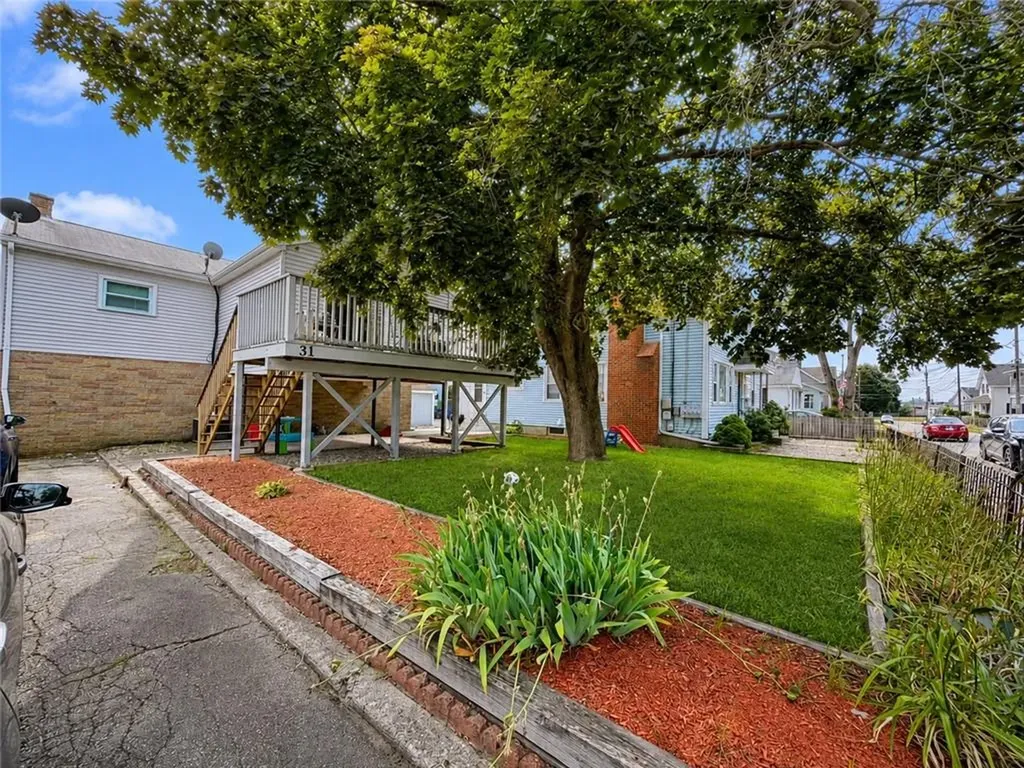 31 Foster Street Pawtucket RI 02861
