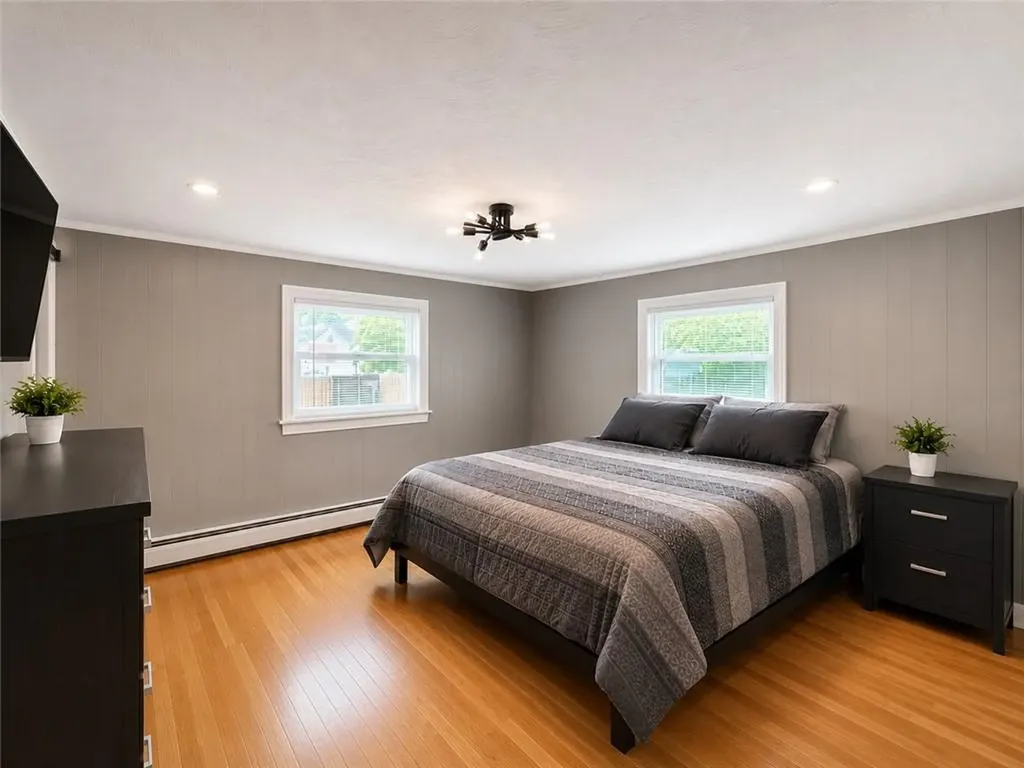 31 Foster Street Pawtucket RI 02861