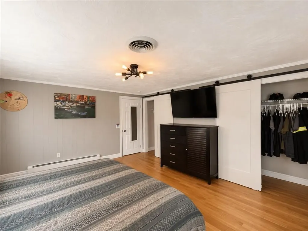 31 Foster Street Pawtucket RI 02861