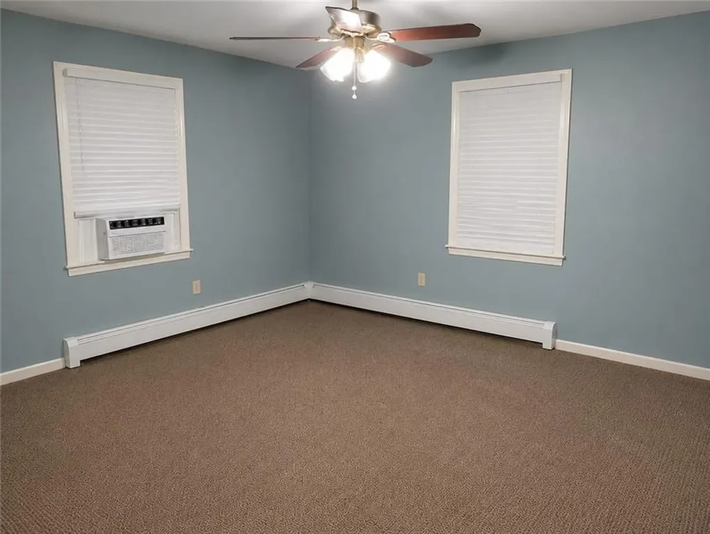 3 Meadow Circle Barrington RI 02806