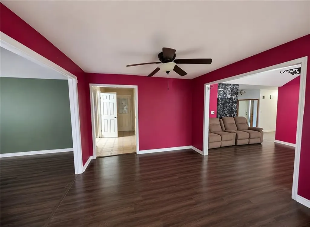 3 Meadow Circle Barrington RI 02806
