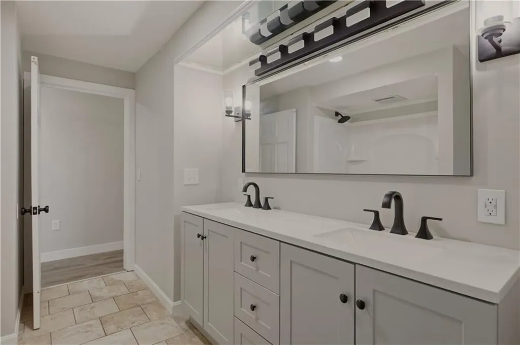49 Dexter Street Portsmouth RI 02871