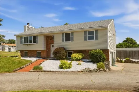 49 Dexter Street Portsmouth RI 02871