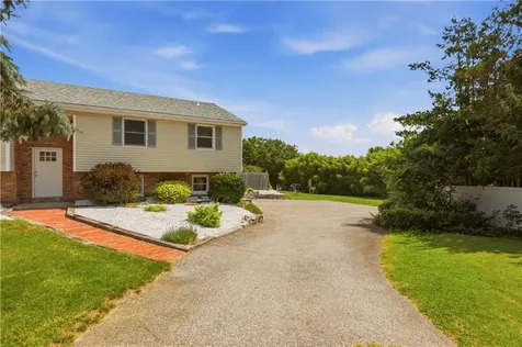 49 Dexter Street Portsmouth RI 02871