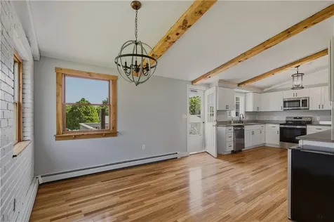 49 Dexter Street Portsmouth RI 02871