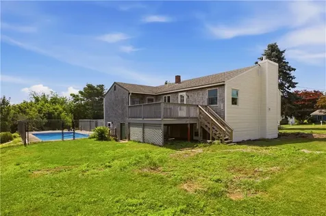 49 Dexter Street Portsmouth RI 02871