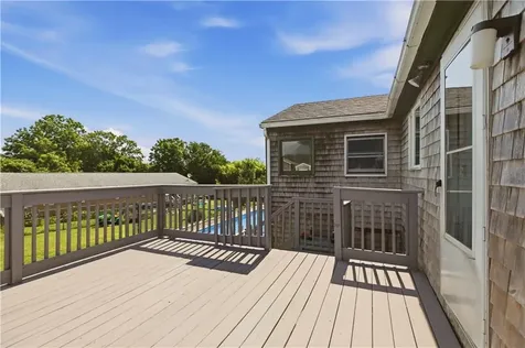 49 Dexter Street Portsmouth RI 02871