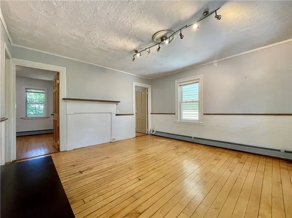 42 44 East Transit Street Providence RI 02906